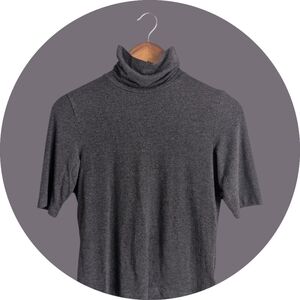 Ralph Lauren Women's Cropped Quarter Sleeve Jersey Knit Turtleneck - Med